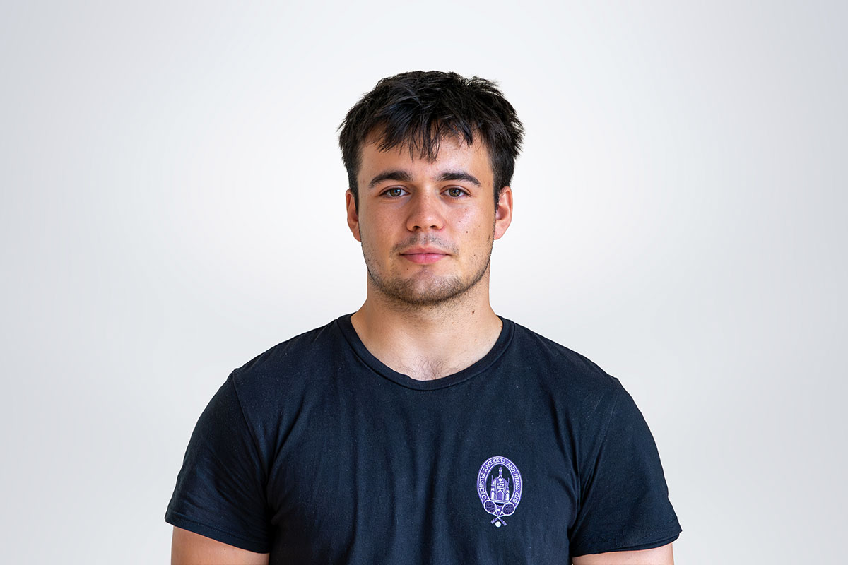 our-team-profile-sean-savage-01